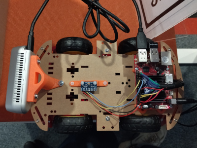 Autonomously navigated robot thumbnail